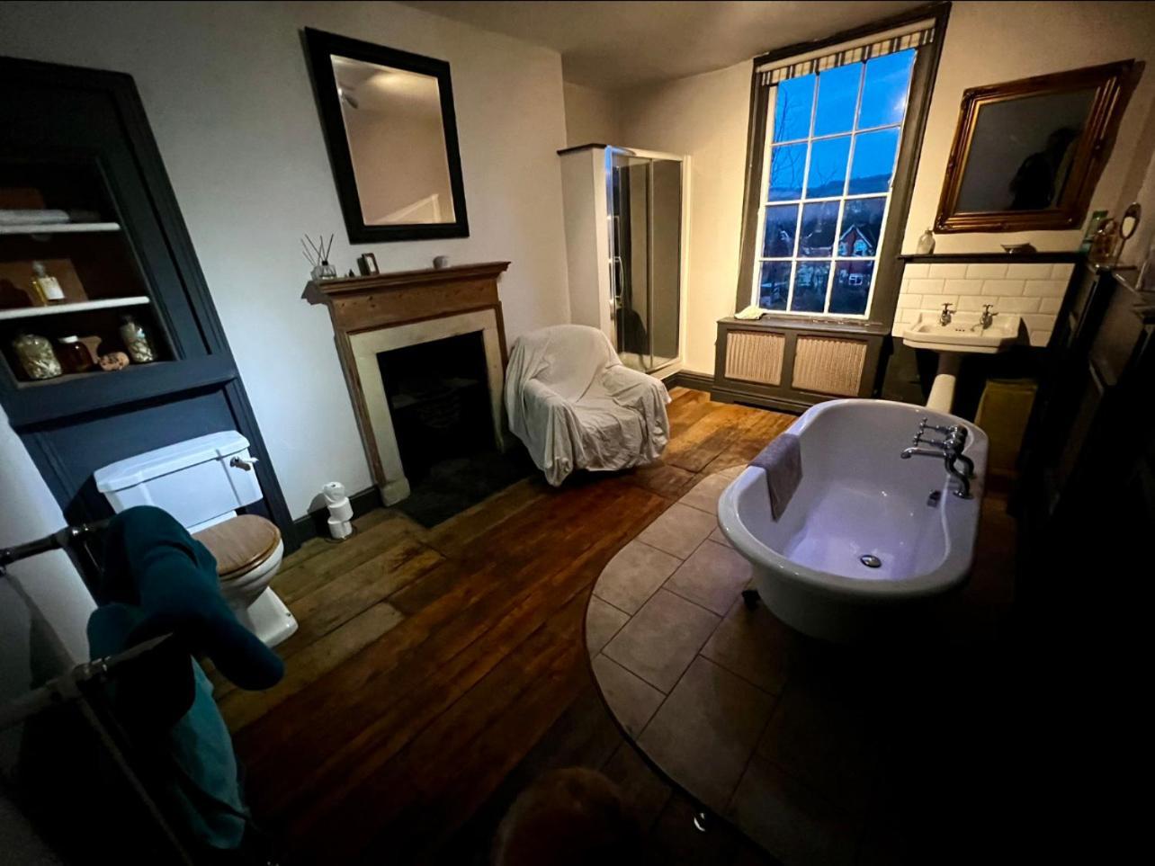Bath, 18th Century Georgian Homestay