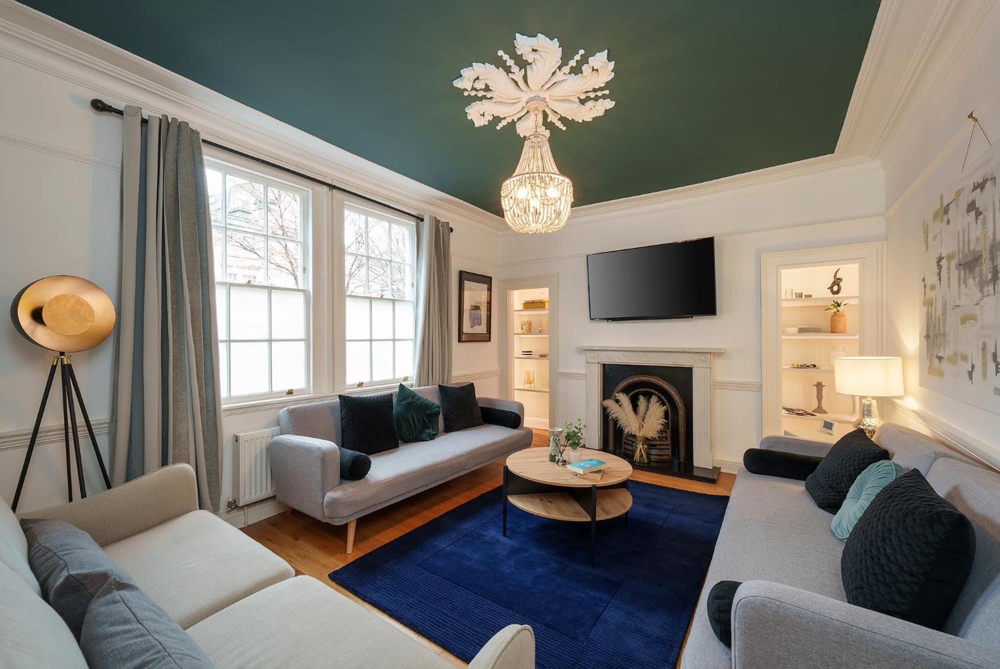The Haze House - 4 Bed Townhouse * Bath