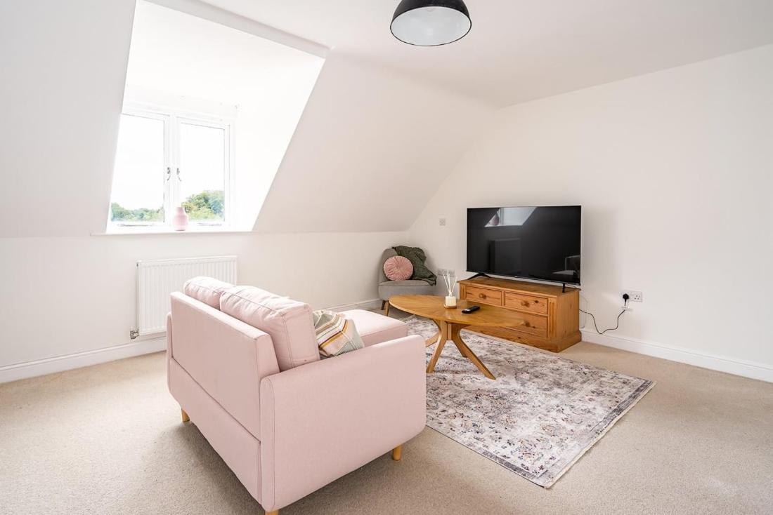 Spacious 2 Bedroom House With Stunning Views Holiday home Bath