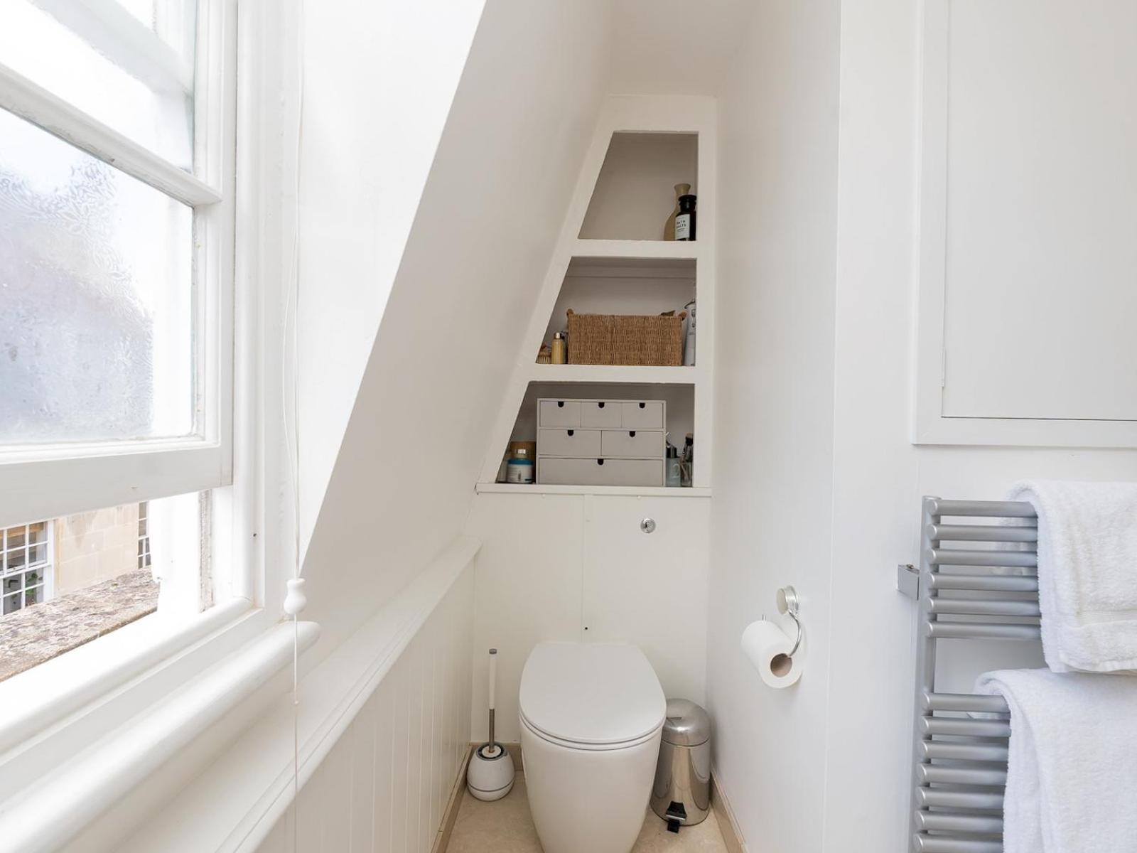 Pass The Keys Stunning 2 Bed Townhouse In Centre * Bath