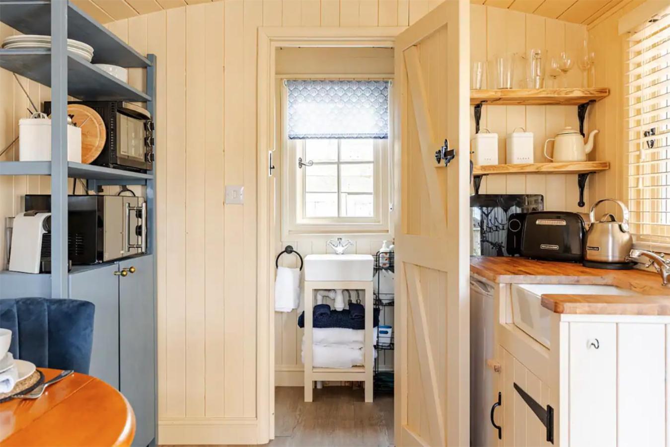 Holiday home Shepherd's Hut,