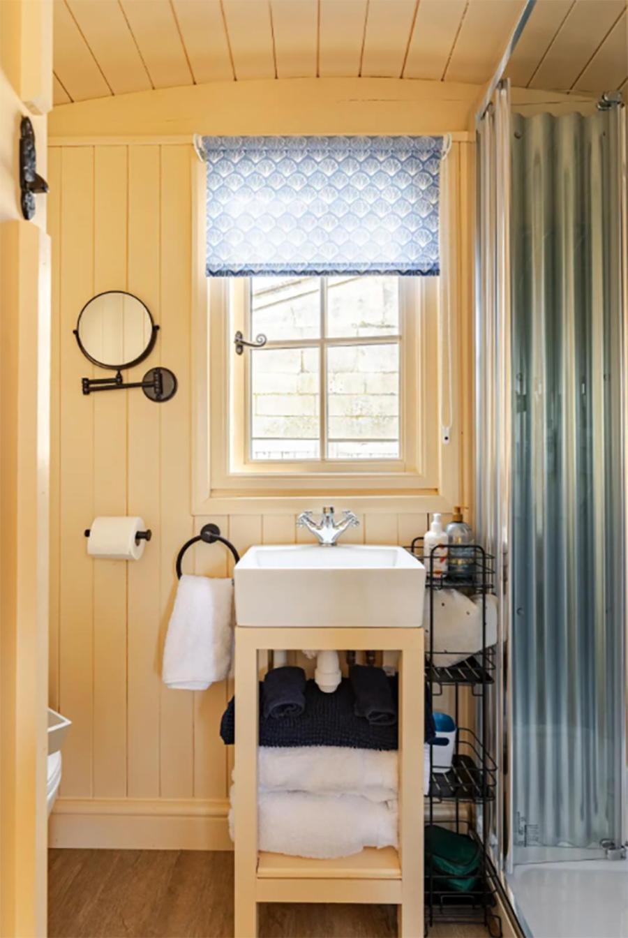 Shepherd's Hut, Holiday home
