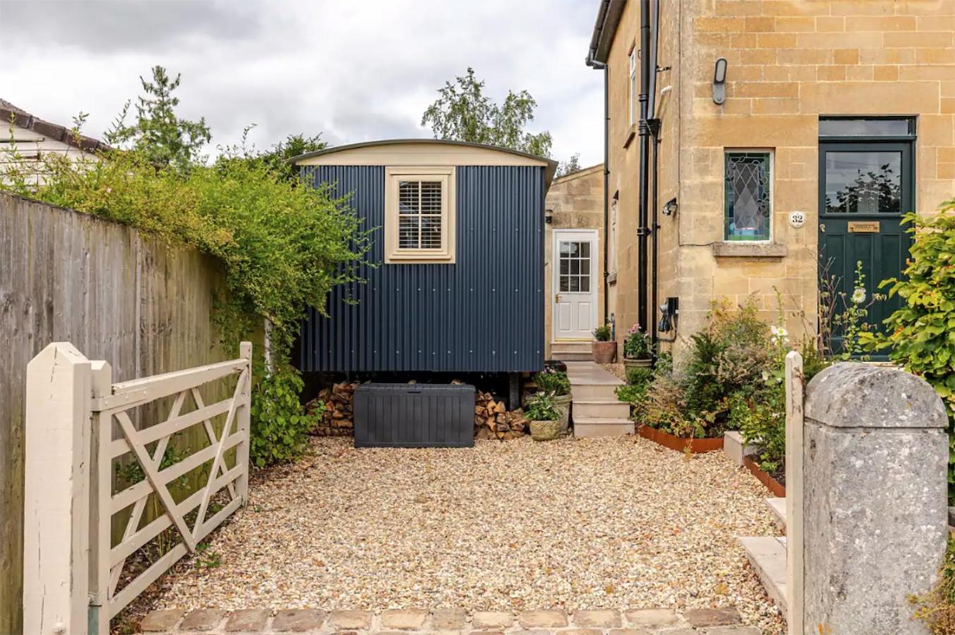 Shepherd's Hut,