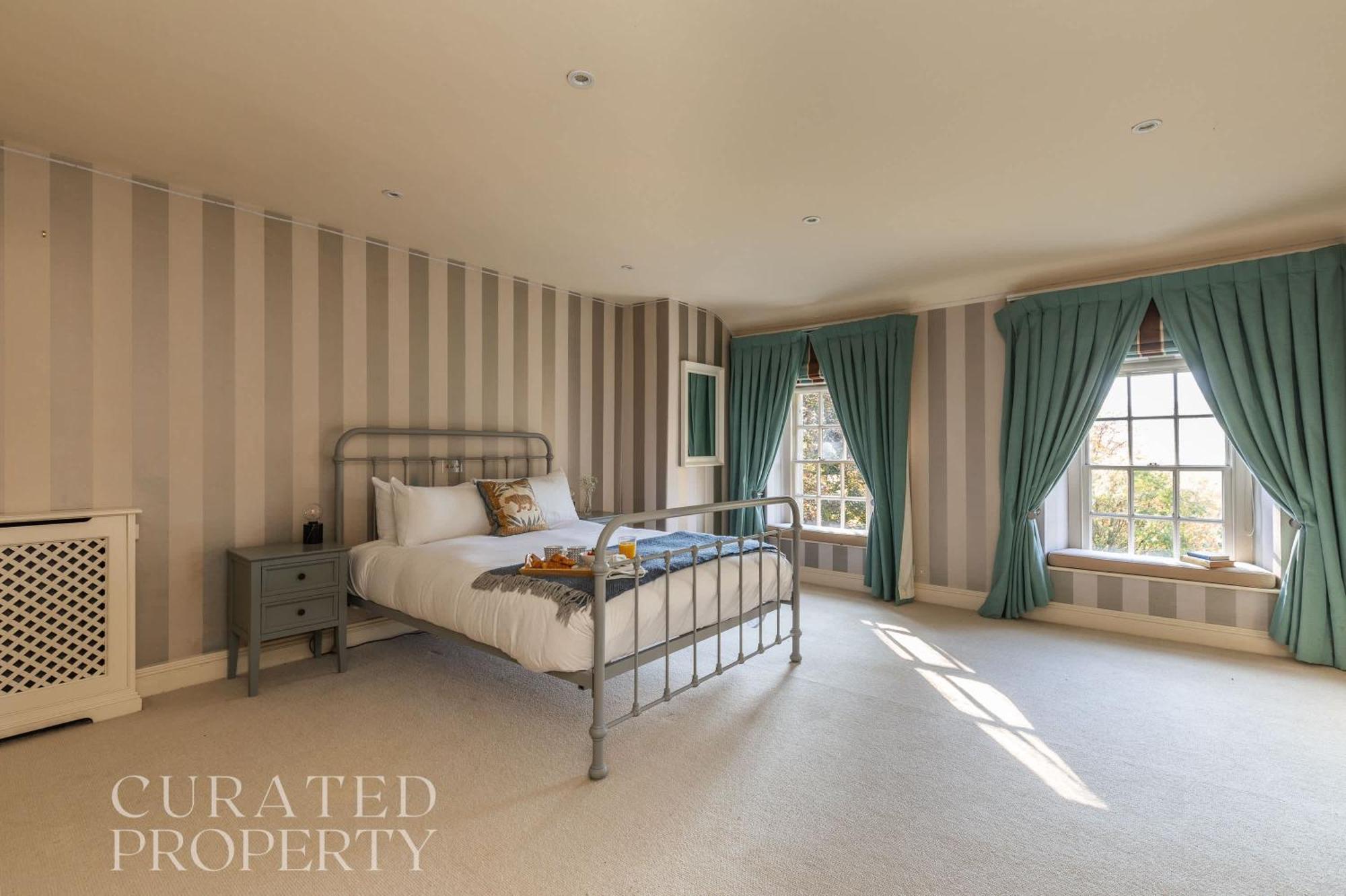Holiday home Georgian House With Garden Views & Tennis Court