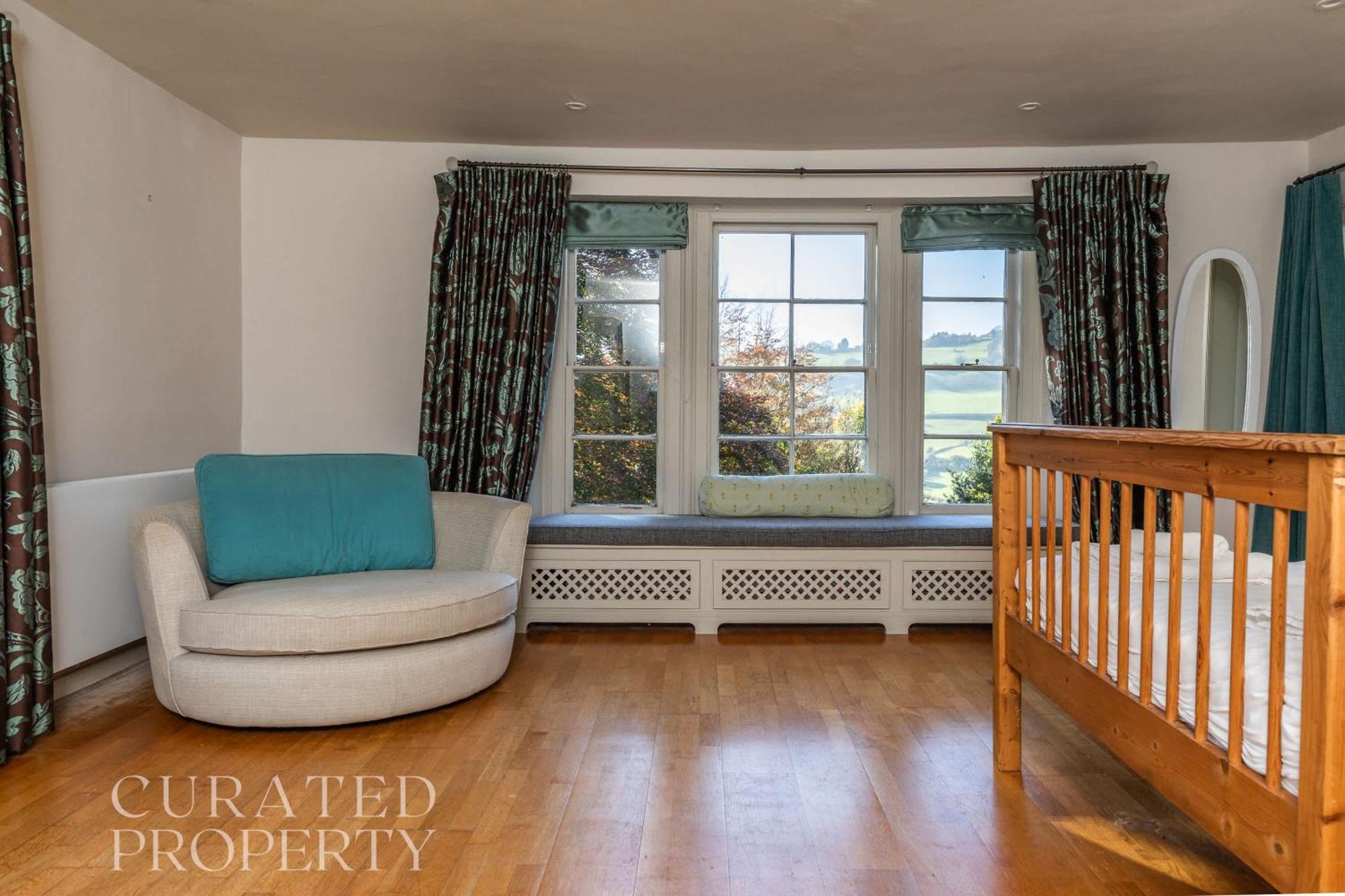 Georgian House With Garden Views & Tennis Court Holiday home Bath