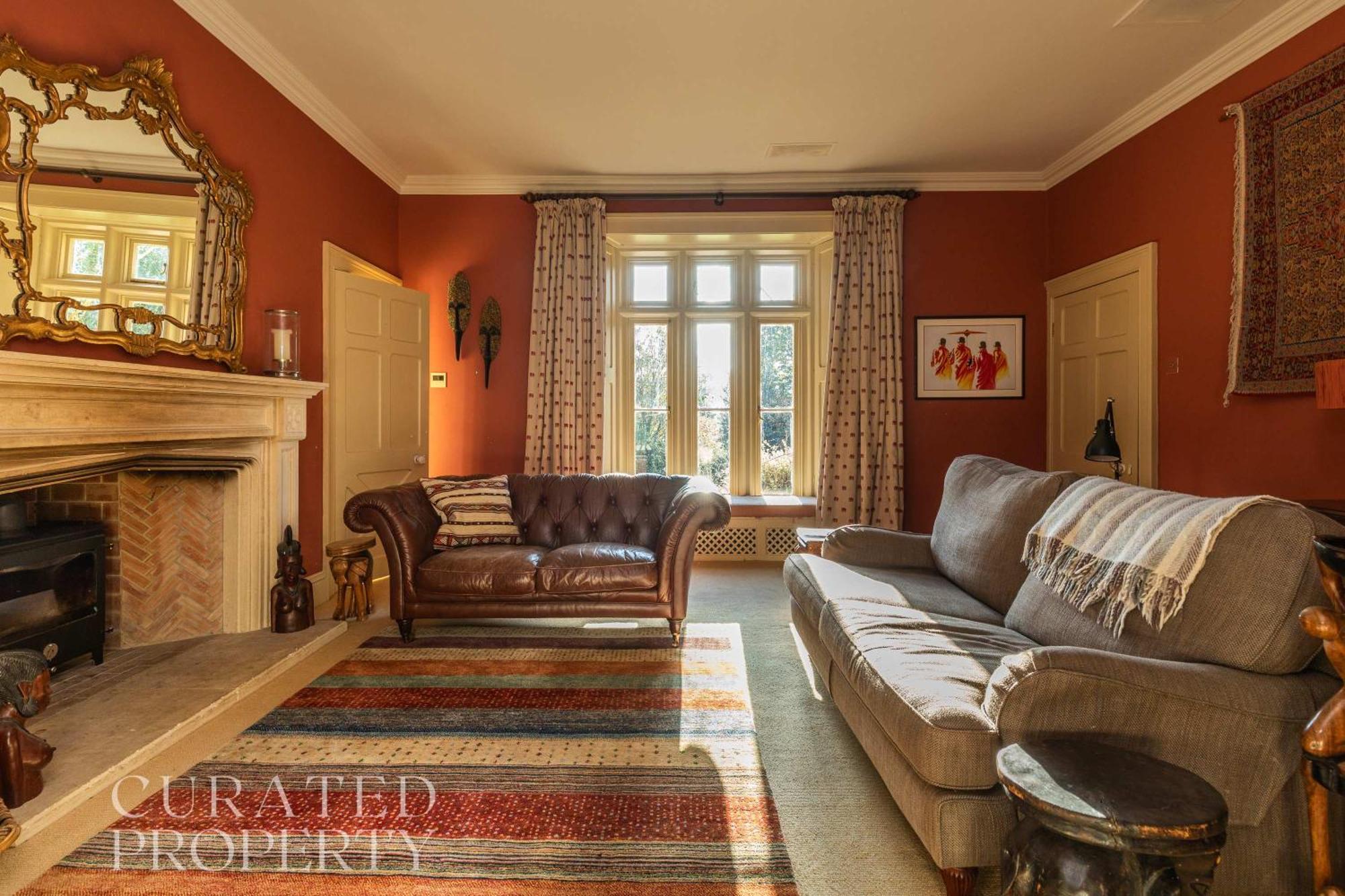 Georgian House With Garden Views & Tennis Court Holiday home