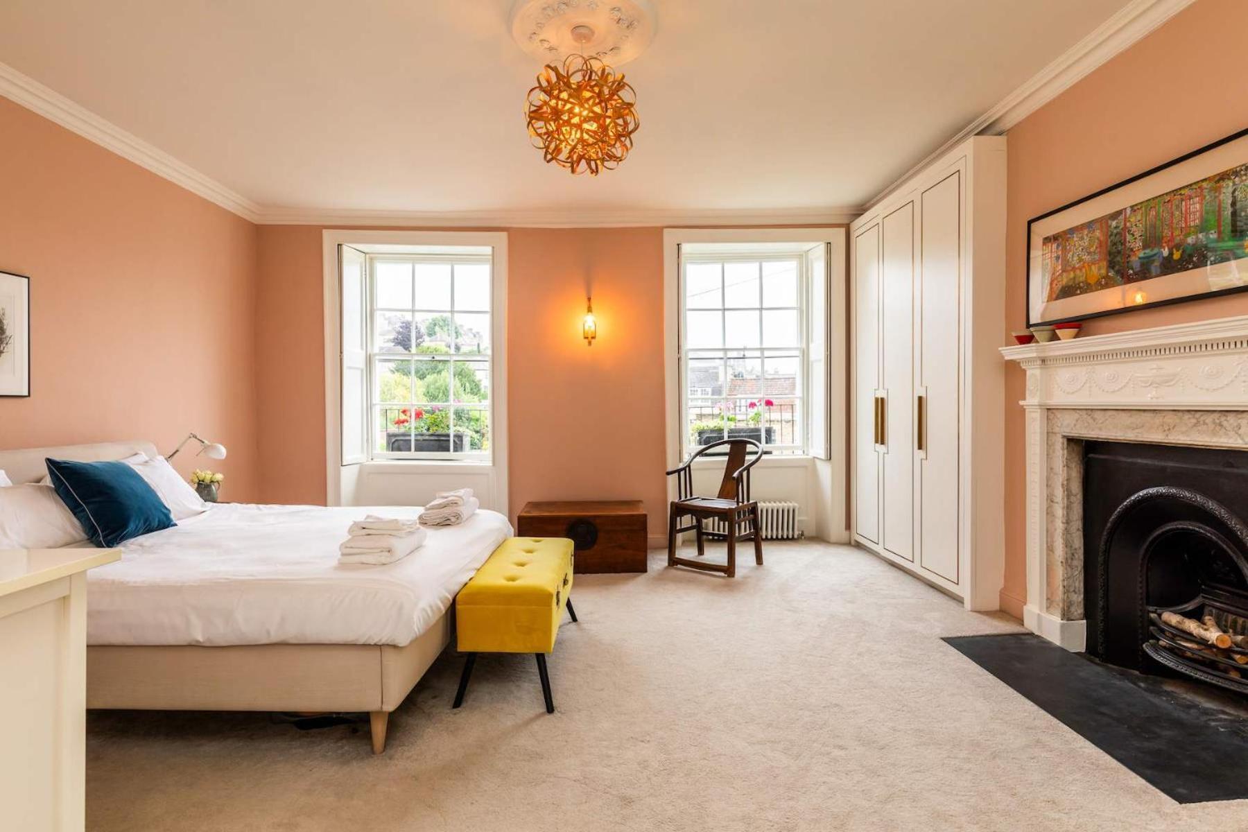 Grand Georgian Townhouse With Garden * Bath