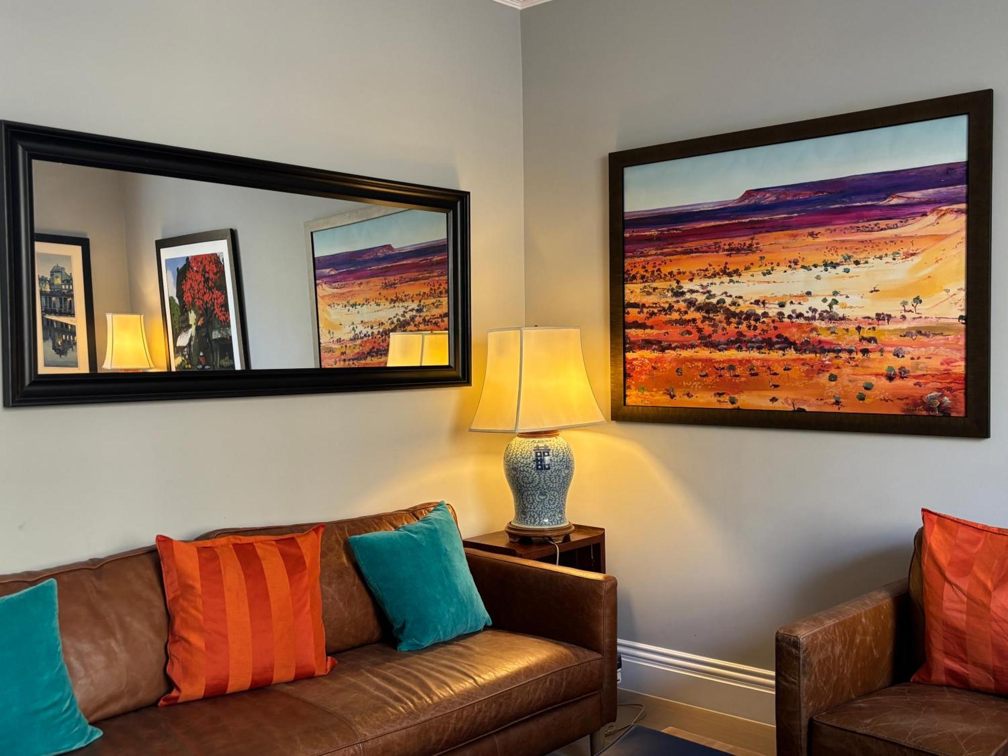 Vintner Townhouse Apartment *