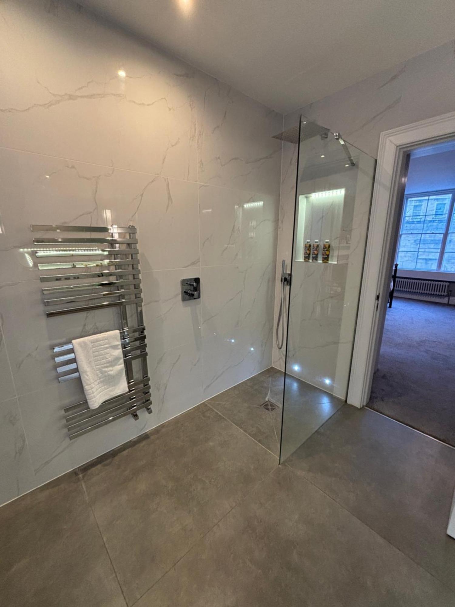 Vintner Townhouse Bath