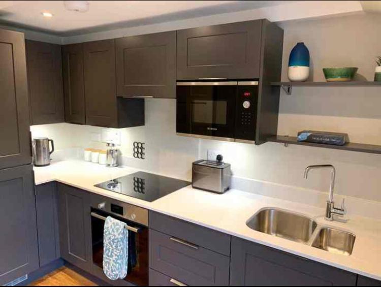 Apartment Stunning & Spacious Centre Flat
