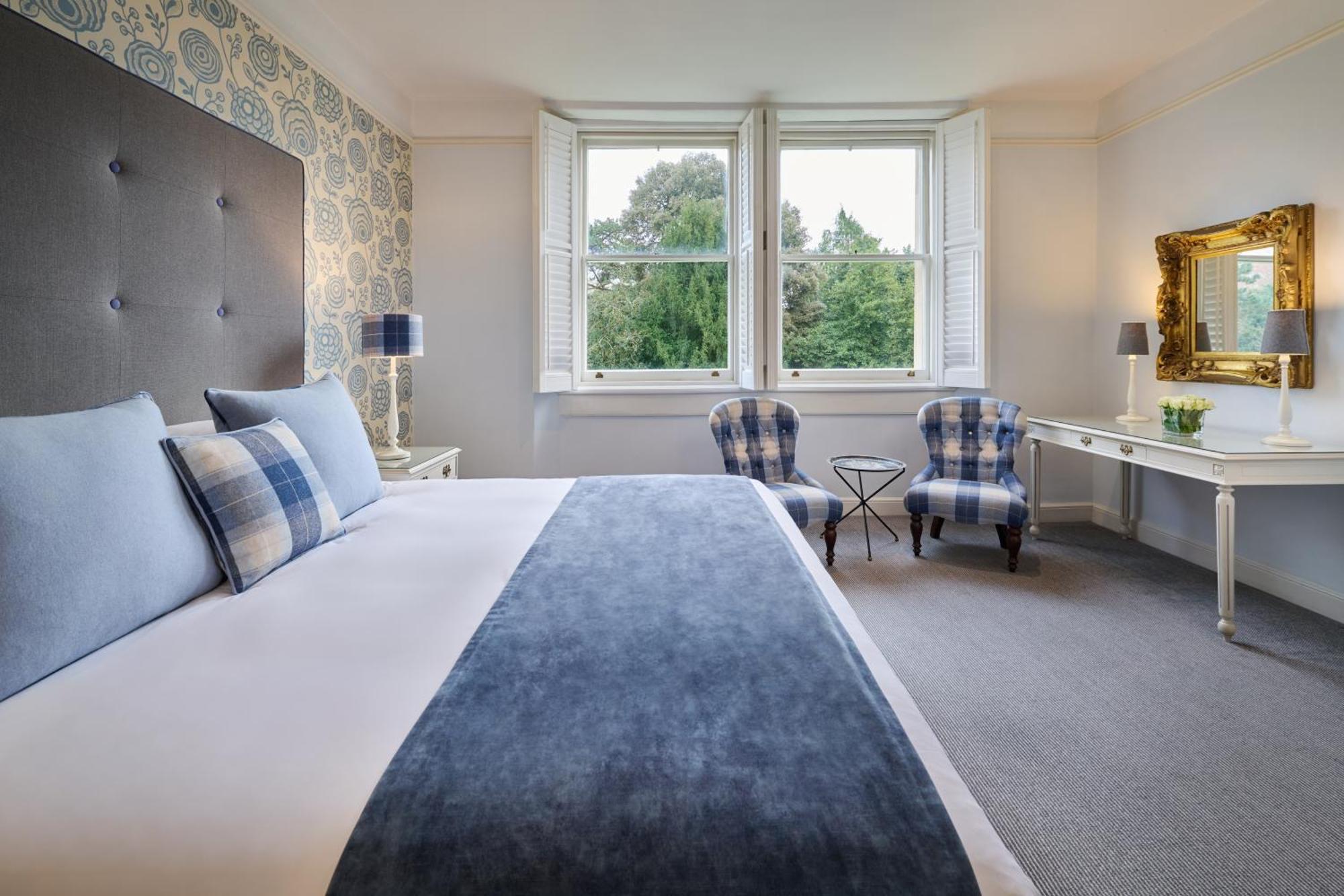 The Roseate 5* Bath