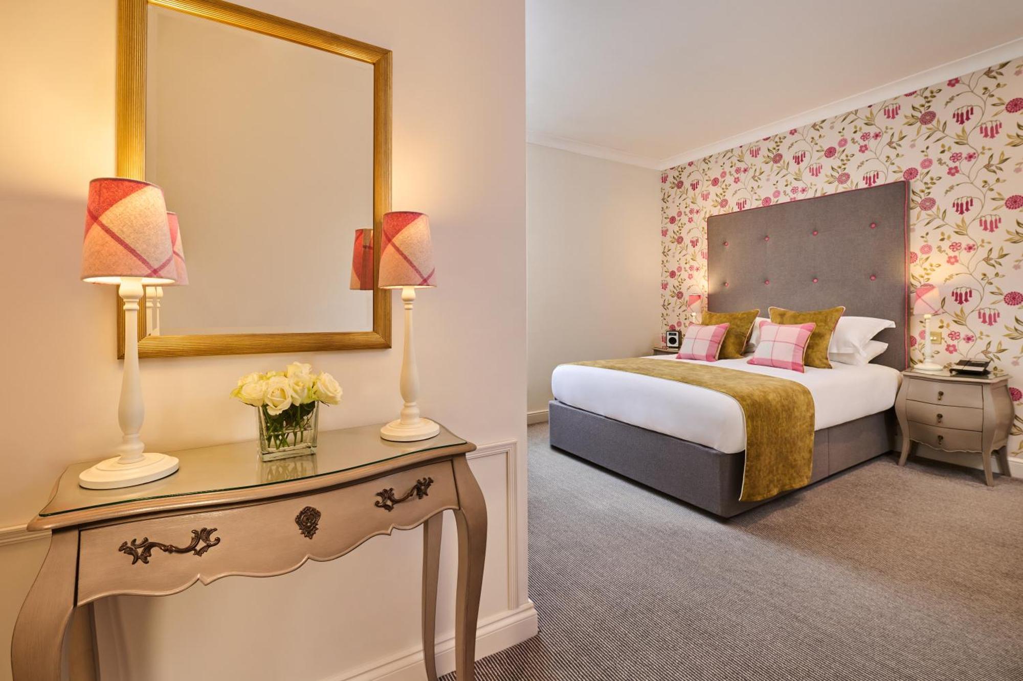 Hotel The Roseate