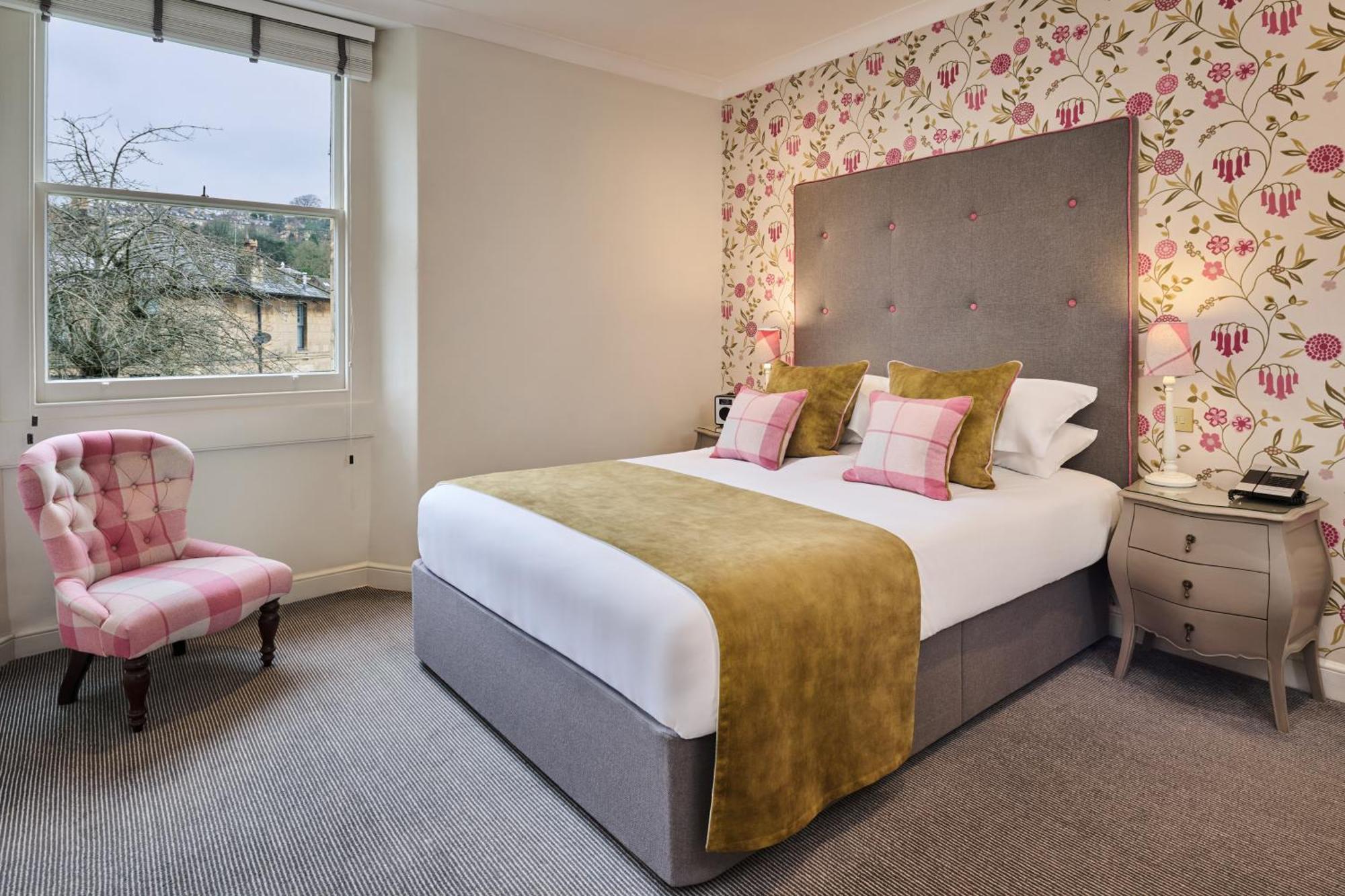 Hotel The Roseate Bath