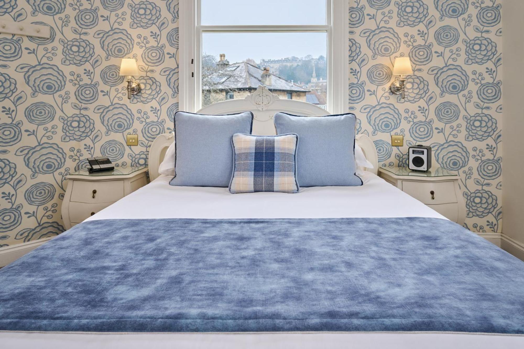 The Roseate 5*