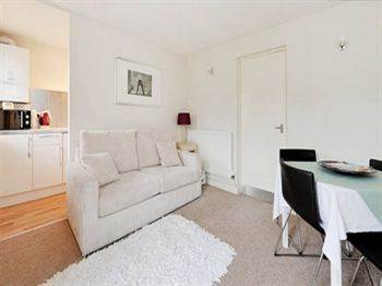 Kensington Court * Bath