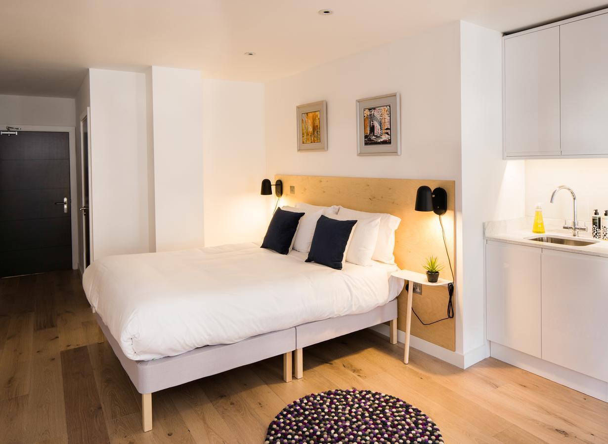 Aparthotel Hiding Space Westgate 4*