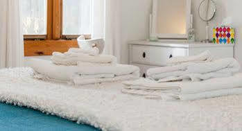 Brooks' View - Romantic Escape With Picturesque Riverside Gardens In *