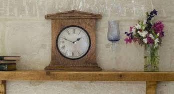 Holiday home Brooks' View - Romantic Escape With Picturesque Riverside Gardens In *