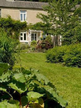 Brooks' View - Romantic Escape With Picturesque Riverside Gardens In *