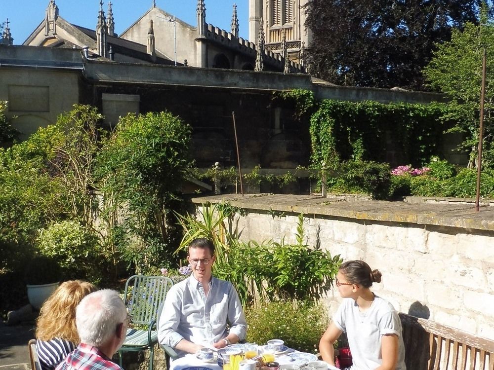 Bed & Breakfast 95 Sydney Place 4*