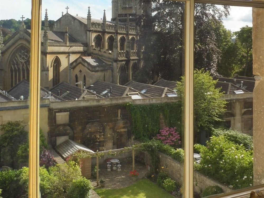 95 Sydney Place 4* Bath