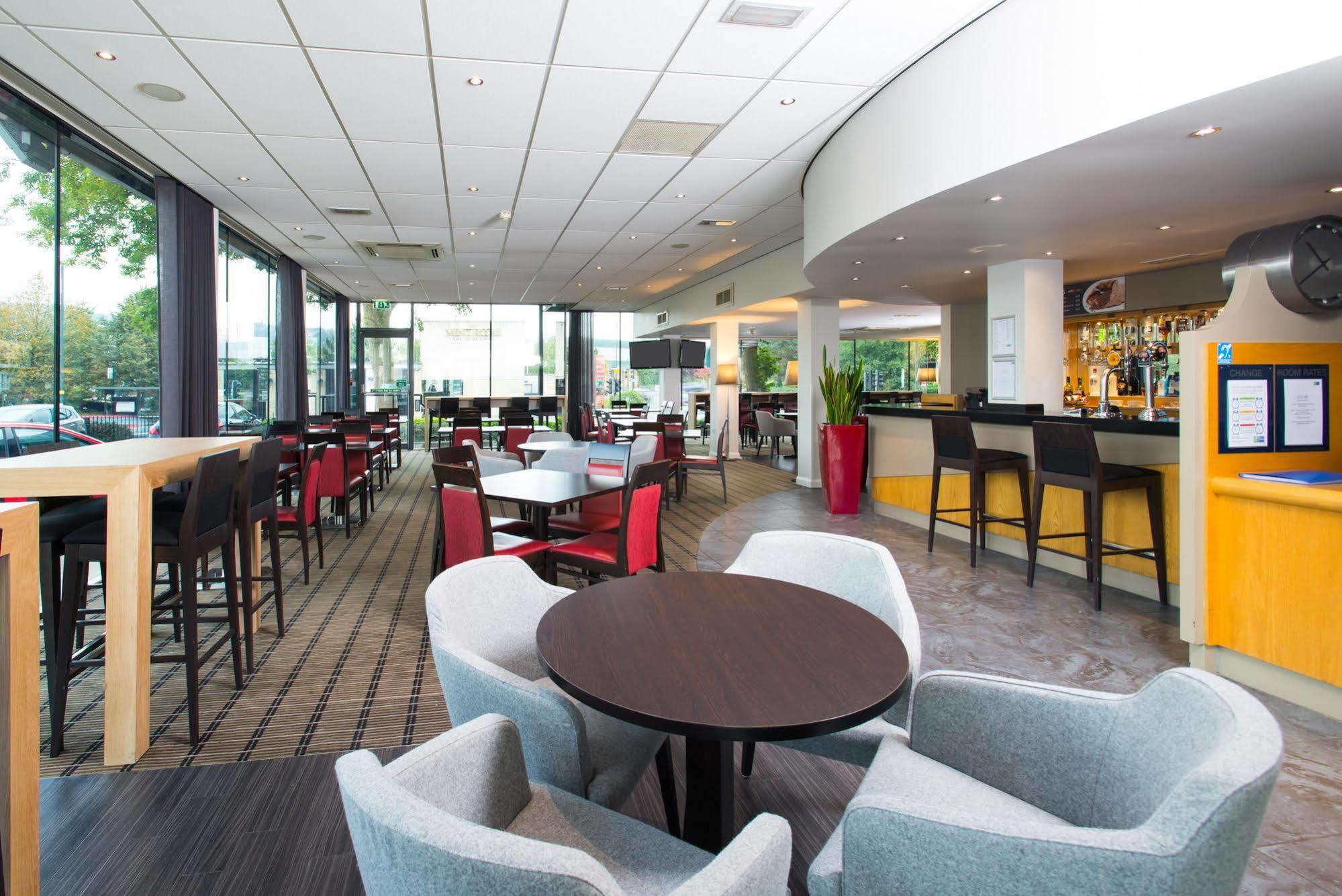 Express By Ihg 3*