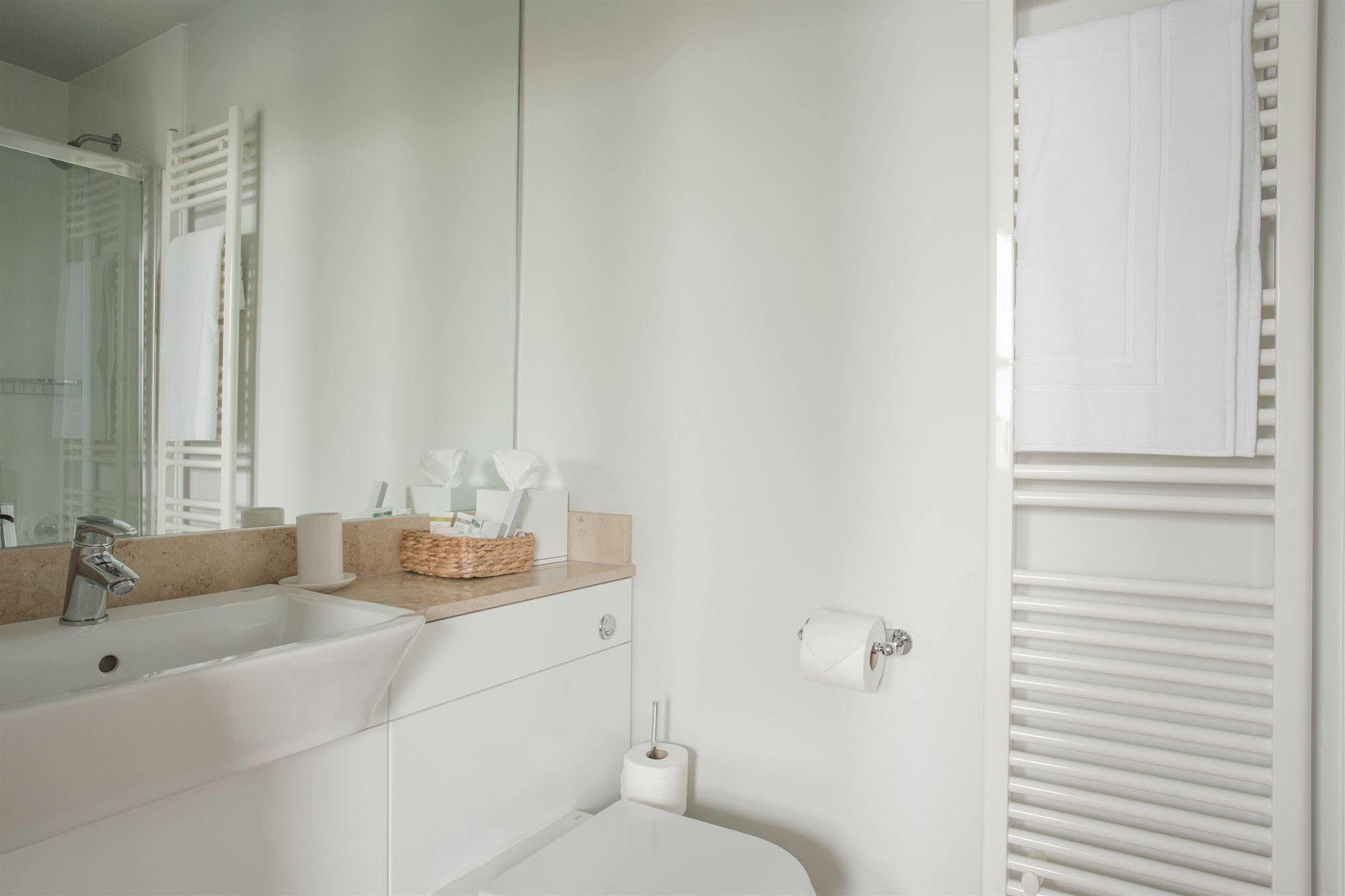 Grays Boutique 5*