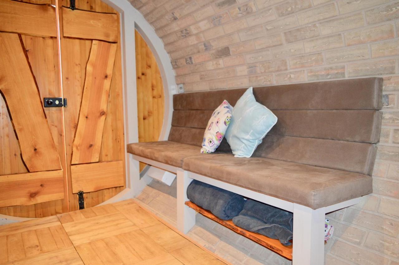Apartment Hobbit-style House In *