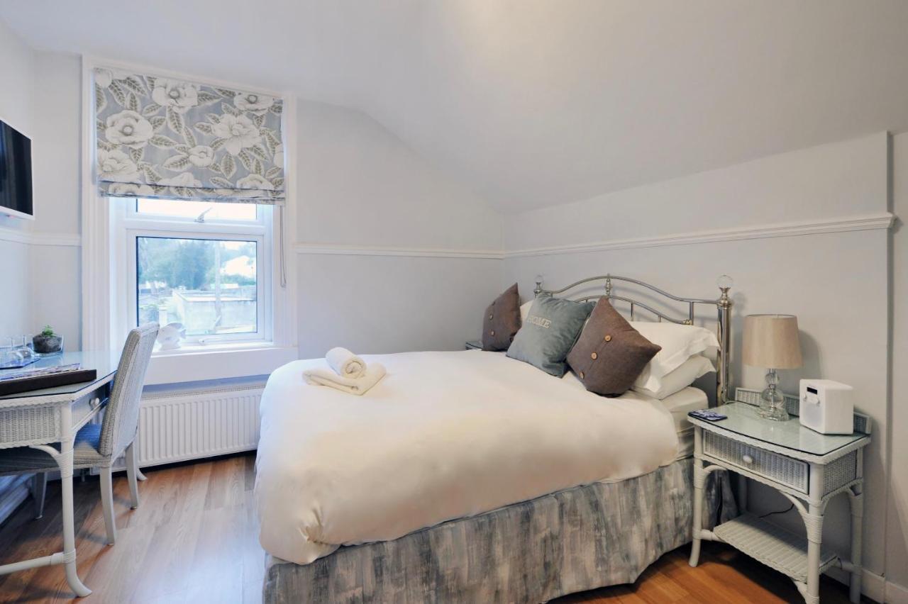Apple Tree Boutique 4*