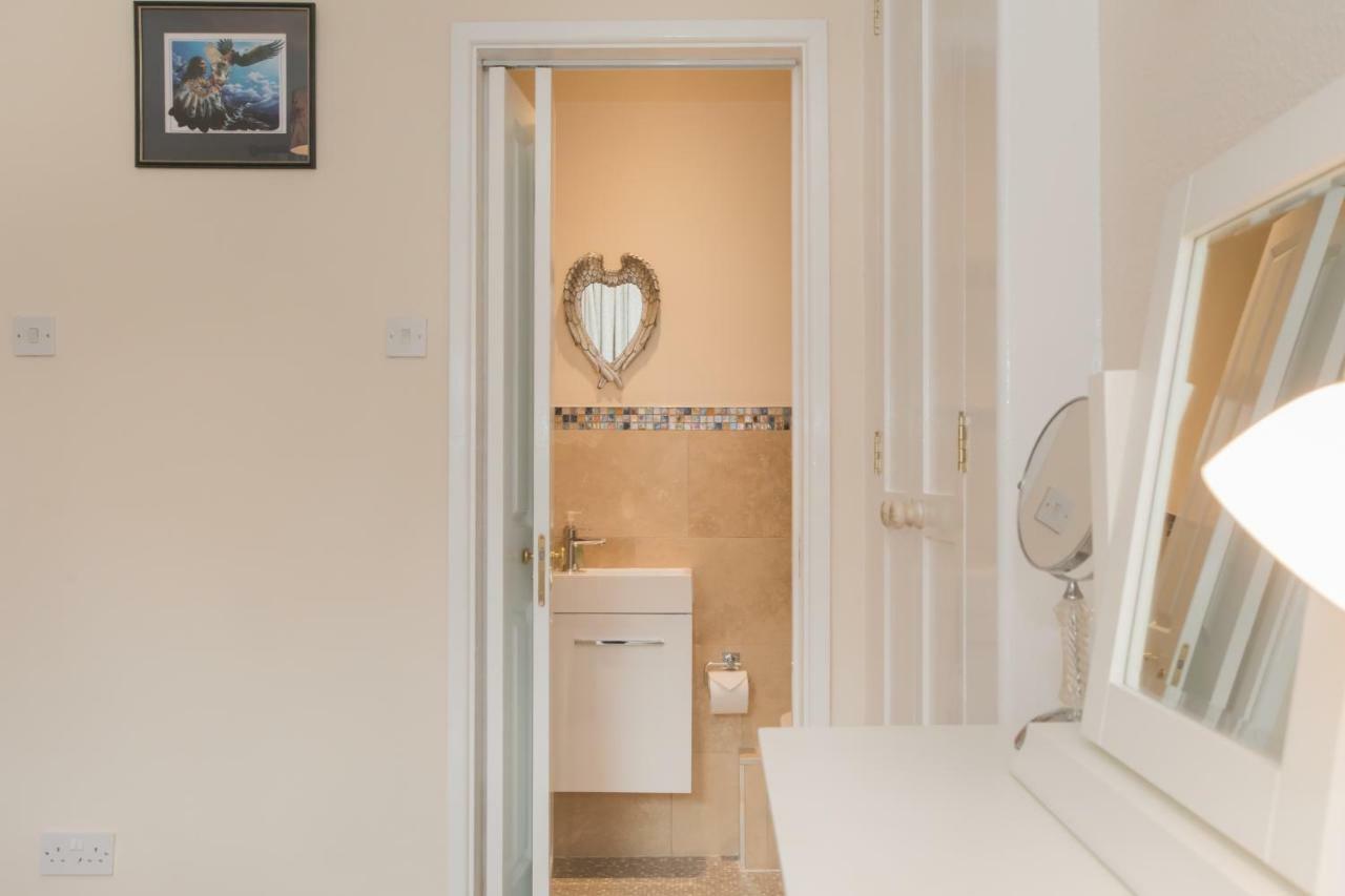 Leopold House Apartment
